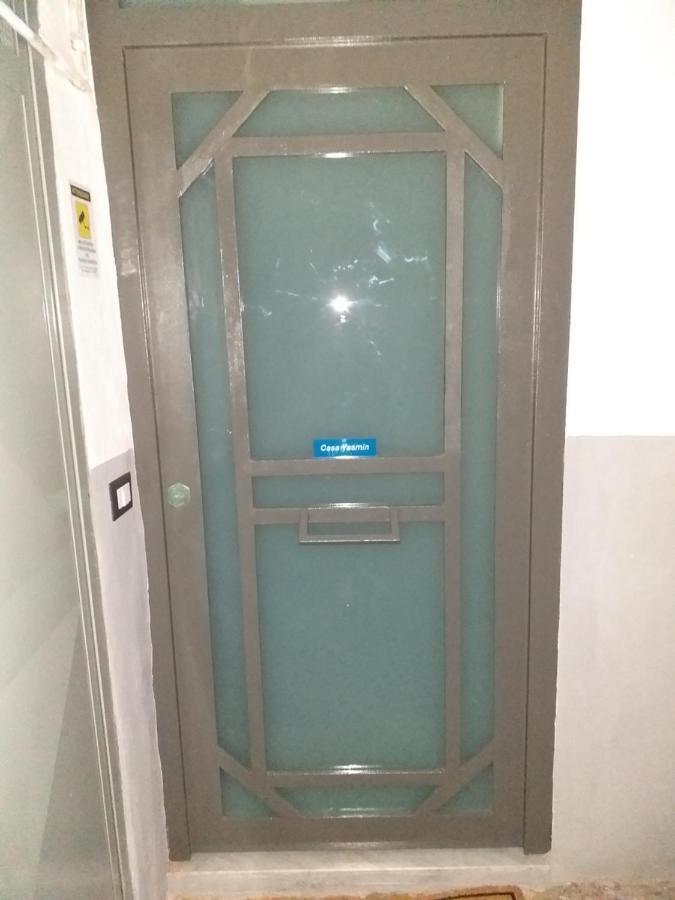 Sasy Jr House Via San Mattia 72 Apartment Napoli Bagian luar foto